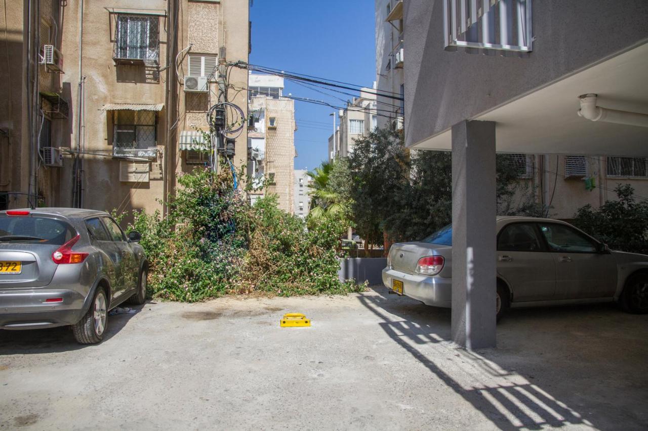 Apartment Etsel Bat Yam Exterior foto