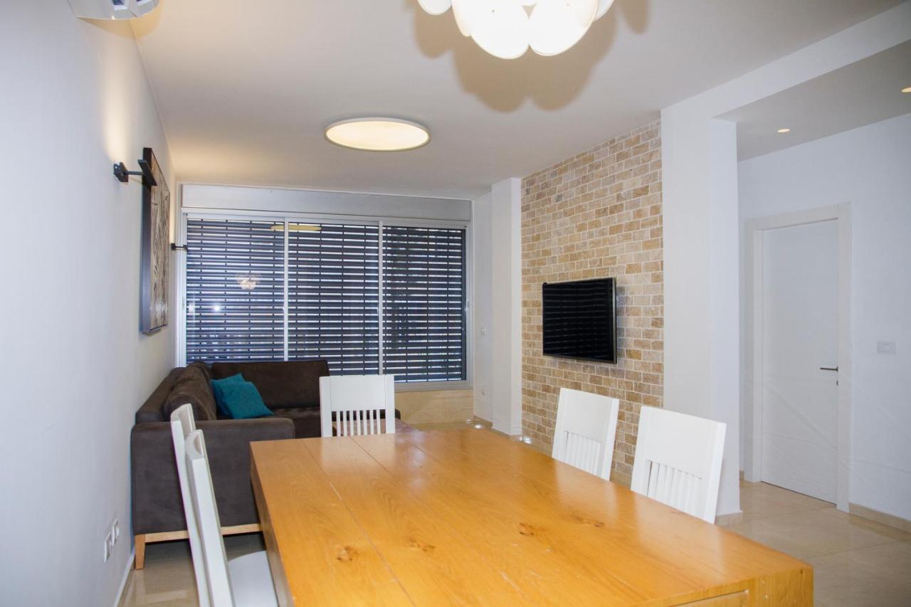 Apartment Etsel Bat Yam Exterior foto