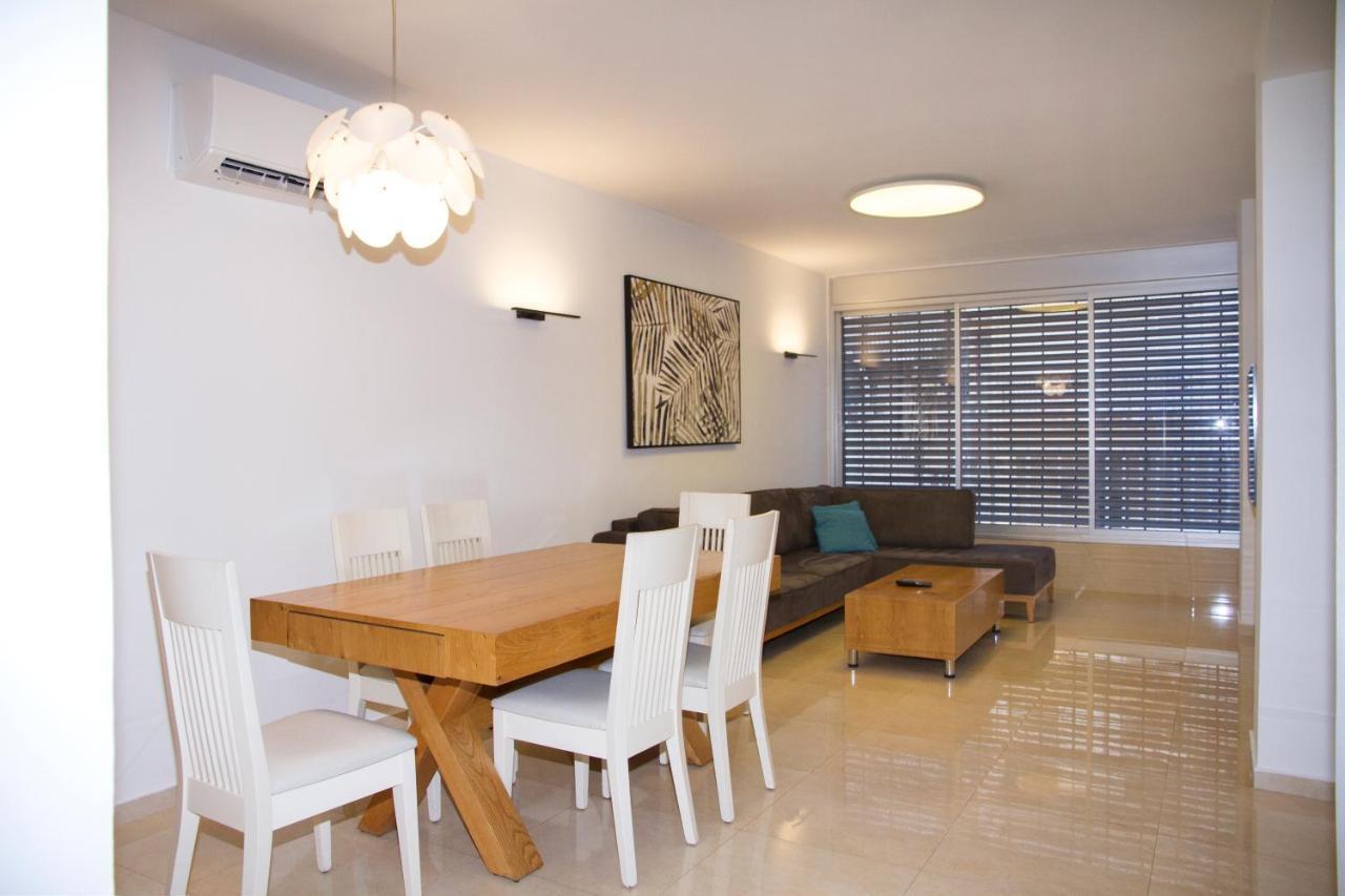 Apartment Etsel Bat Yam Exterior foto
