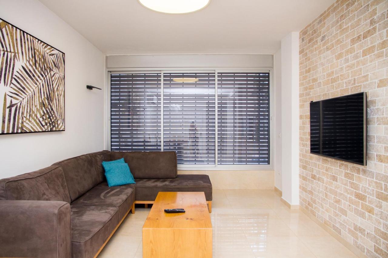 Apartment Etsel Bat Yam Exterior foto